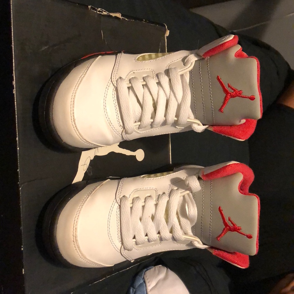 Jordans 5 retro (ps) size: 1.5